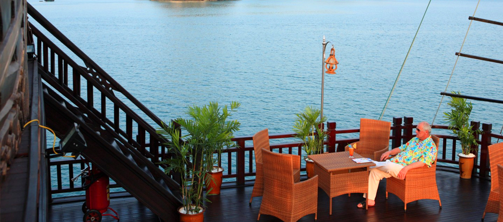 du thuyền hạ long